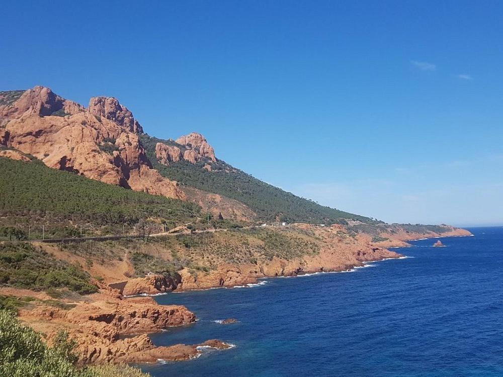 Village Cap Esterel, Piscine, Plage Saint-Raphael  Ngoại thất bức ảnh