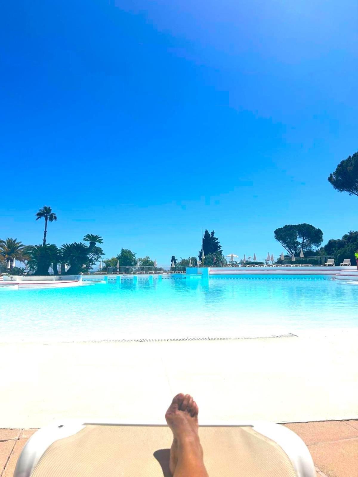 Village Cap Esterel, Piscine, Plage Saint-Raphael  Ngoại thất bức ảnh