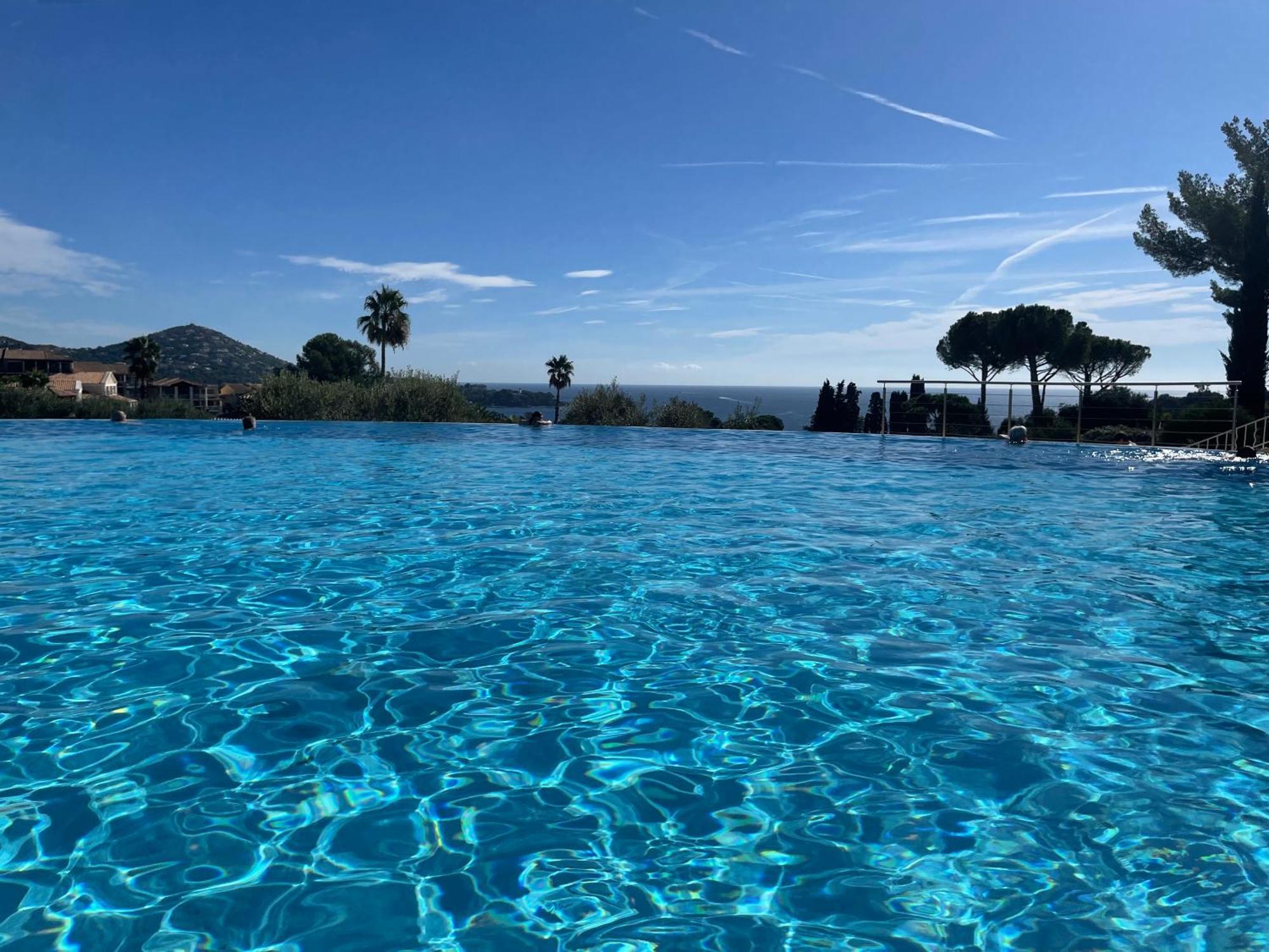 Village Cap Esterel, Piscine, Plage Saint-Raphael  Ngoại thất bức ảnh